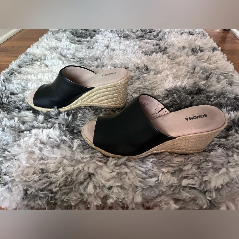 Sonoma Slip on Wedges - Picture 6 of 13